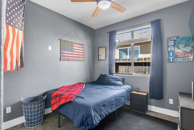 1418 Hunter Creek Dr, Patterson, CA 95363