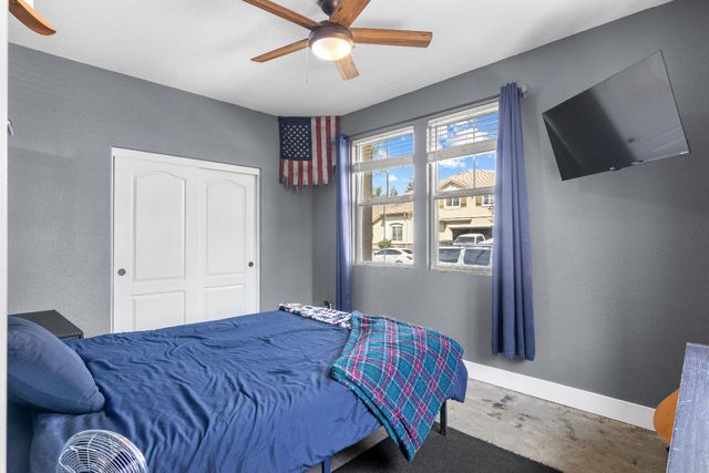 1418 Hunter Creek Dr, Patterson, CA 95363