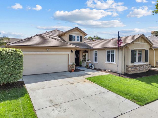 1418 Hunter Creek Dr, Patterson, CA 95363