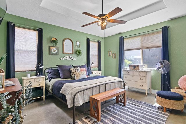 1418 Hunter Creek Dr, Patterson, CA 95363