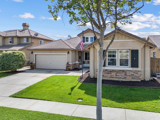 1418 Hunter Creek Dr, Patterson, CA 95363