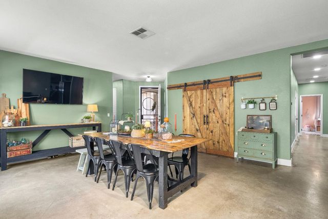 1418 Hunter Creek Dr, Patterson, CA 95363