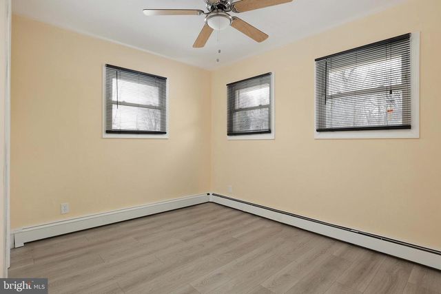 105 KENTUCKY AVE, Hamilton, NJ 08619