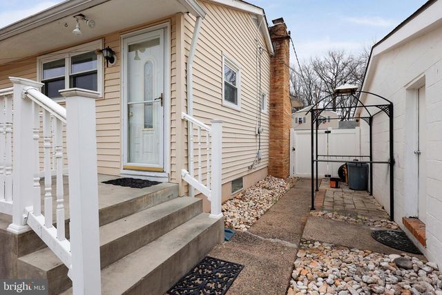 105 KENTUCKY AVE, Hamilton, NJ 08619