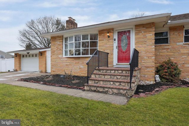 105 KENTUCKY AVE, Hamilton, NJ 08619