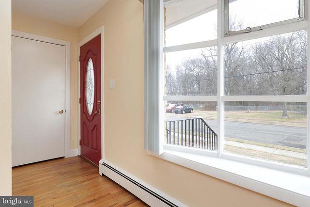 105 KENTUCKY AVE, Hamilton, NJ 08619