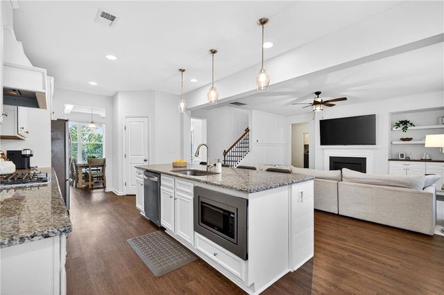 3690 Begonia Way, Alpharetta, GA 30004