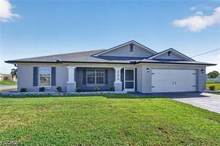 225 NW Douglas PKWY, Cape Coral, FL 33993