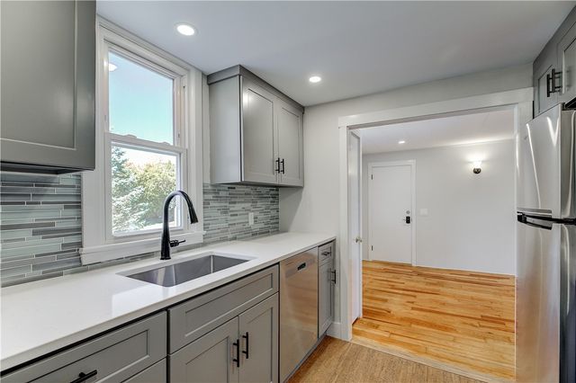 38 Morningside Lane 2, Portsmouth, RI 02871