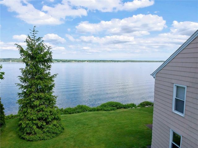 38 Morningside Lane 2, Portsmouth, RI 02871
