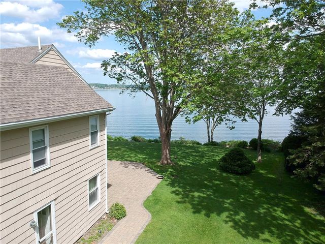 38 Morningside Lane 2, Portsmouth, RI 02871