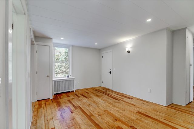 38 Morningside Lane 2, Portsmouth, RI 02871