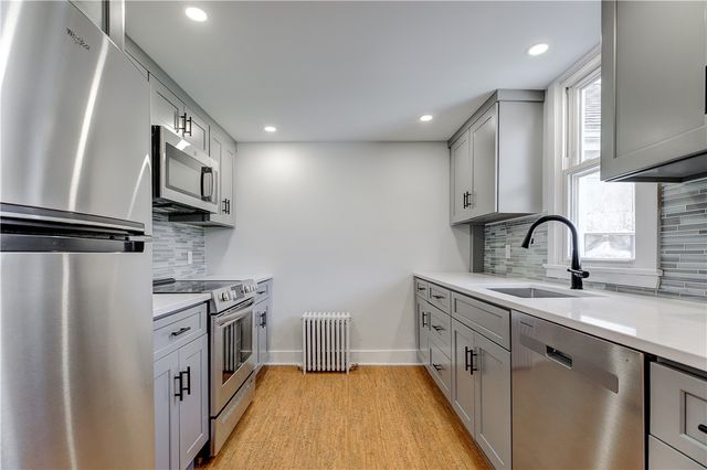 38 Morningside Lane 2, Portsmouth, RI 02871