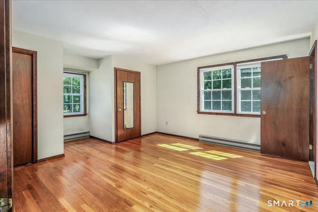 16 Greta Drive, Danbury, CT 06810