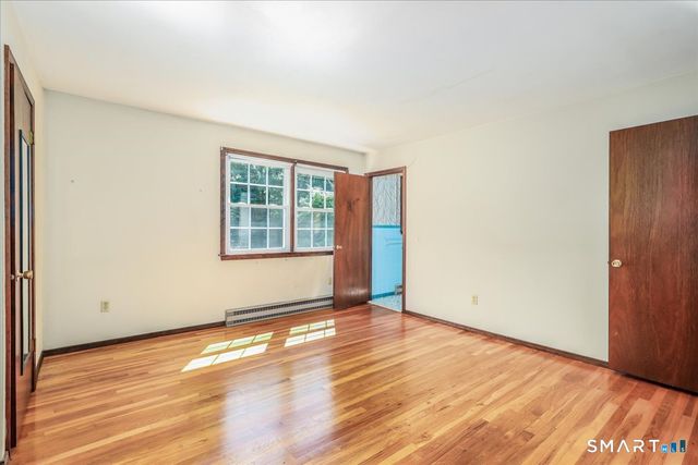 16 Greta Drive, Danbury, CT 06810
