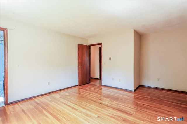 16 Greta Drive, Danbury, CT 06810