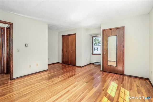 16 Greta Drive, Danbury, CT 06810
