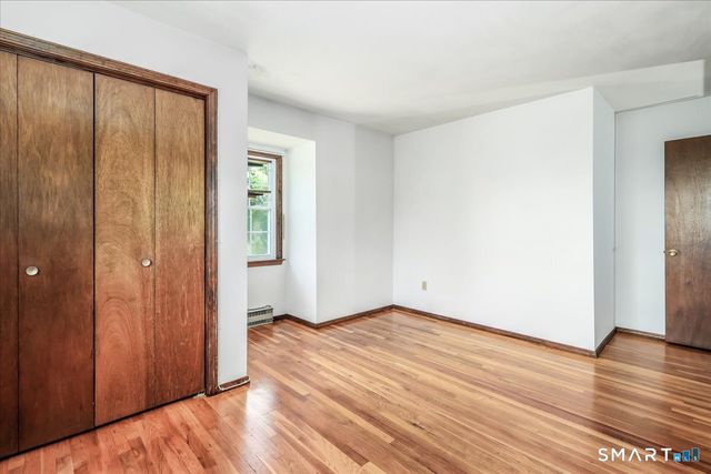 16 Greta Drive, Danbury, CT 06810