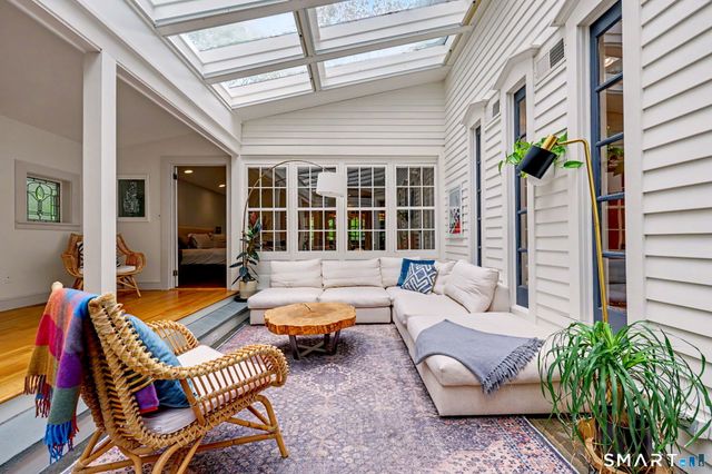 196 West Norwalk Road, Norwalk, CT 06850