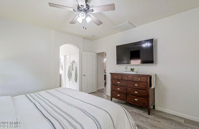 18211 W EVA Street, Waddell, AZ 85355