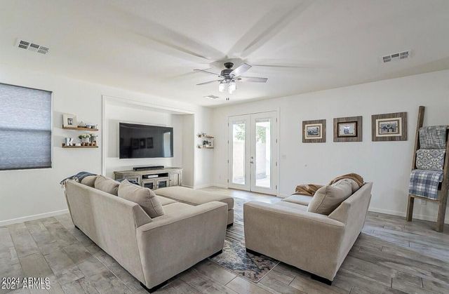 18211 W EVA Street, Waddell, AZ 85355