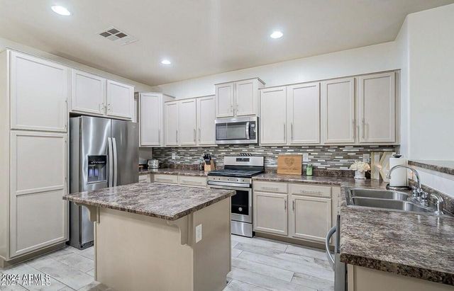 18211 W EVA Street, Waddell, AZ 85355