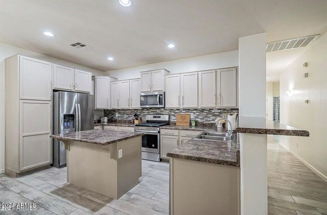 18211 W EVA Street, Waddell, AZ 85355