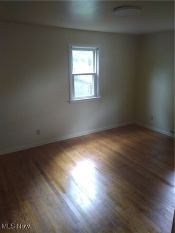 353 Cornell Avenue, Youngstown, OH 44507