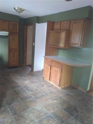 353 Cornell Avenue, Youngstown, OH 44507