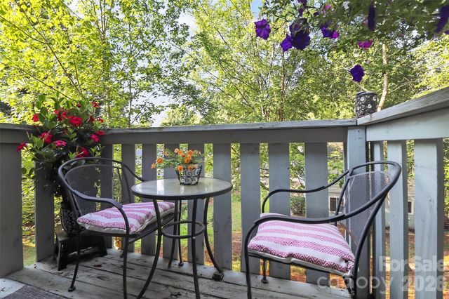 1906 Meadowlark Lane 15, Charlotte, NC 28210