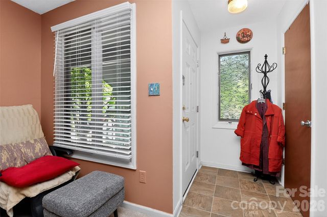 1906 Meadowlark Lane 15, Charlotte, NC 28210