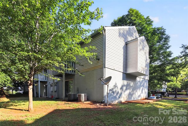 1906 Meadowlark Lane 15, Charlotte, NC 28210