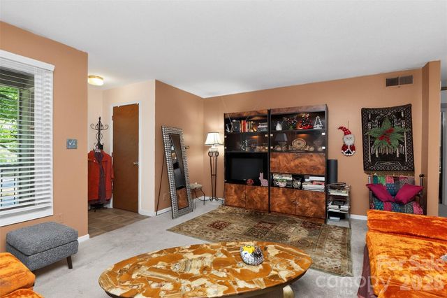 1906 Meadowlark Lane 15, Charlotte, NC 28210