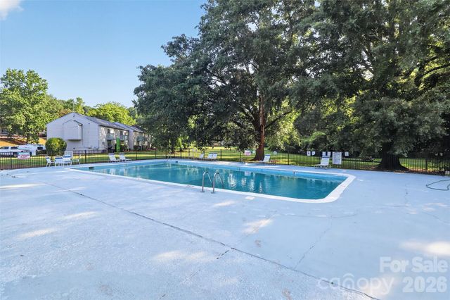 1906 Meadowlark Lane 15, Charlotte, NC 28210