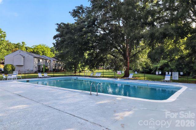 1906 Meadowlark Lane 15, Charlotte, NC 28210