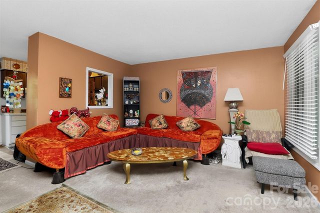 1906 Meadowlark Lane 15, Charlotte, NC 28210