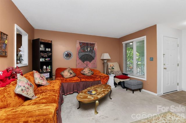 1906 Meadowlark Lane 15, Charlotte, NC 28210