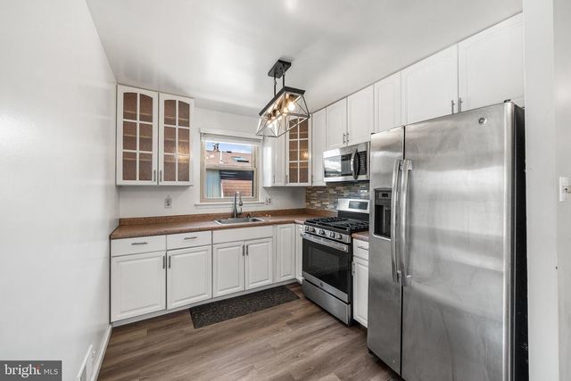 10232 RUBIN LN, Philadelphia, PA 19116