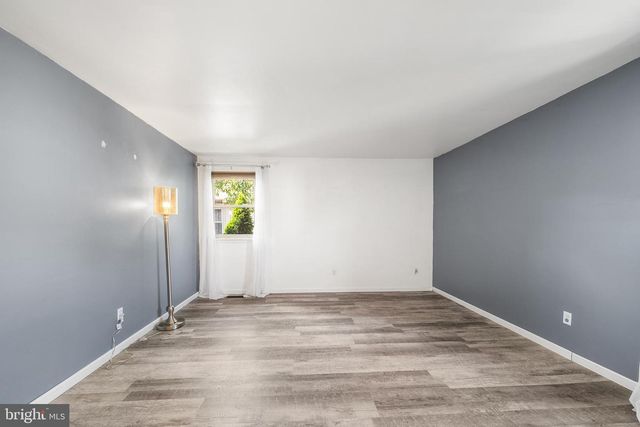 10232 RUBIN LN, Philadelphia, PA 19116
