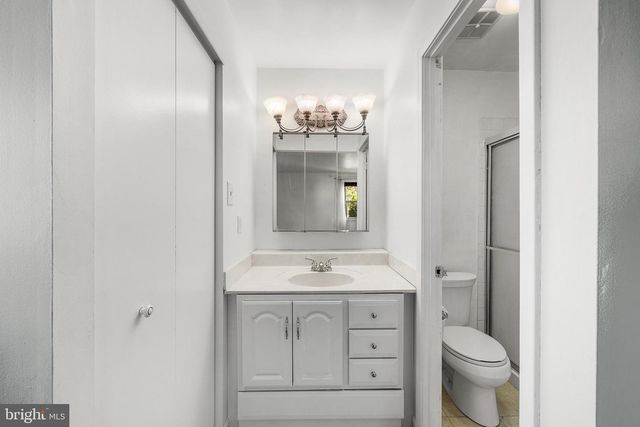 10232 RUBIN LN, Philadelphia, PA 19116