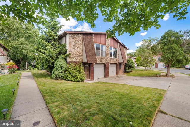 10232 RUBIN LN, Philadelphia, PA 19116