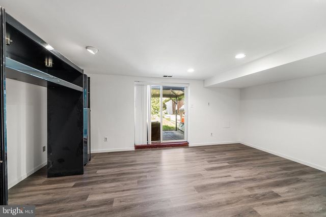 10232 RUBIN LN, Philadelphia, PA 19116