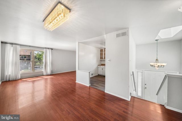 10232 RUBIN LN, Philadelphia, PA 19116