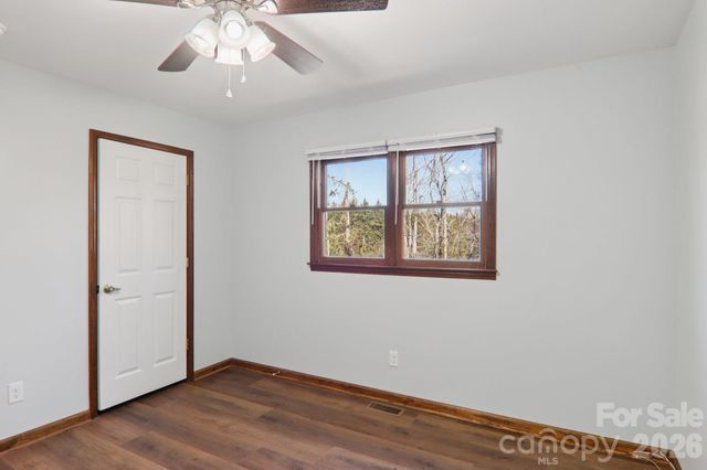 148 Lower Christ School Road, Fletcher, NC 28732