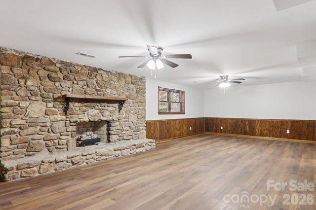 148 Lower Christ School Road, Fletcher, NC 28732