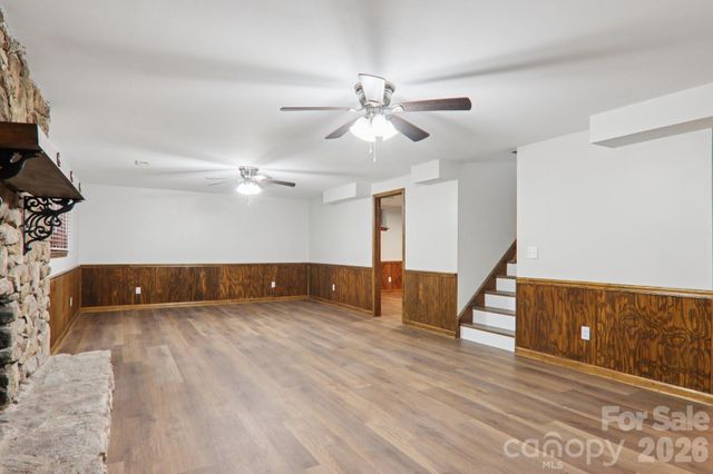 148 Lower Christ School Road, Fletcher, NC 28732