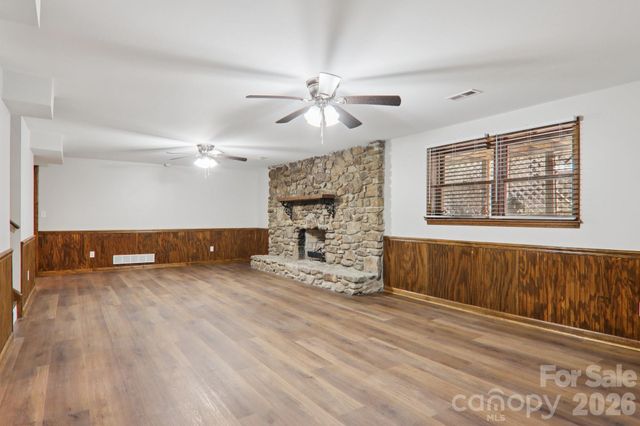 148 Lower Christ School Road, Fletcher, NC 28732