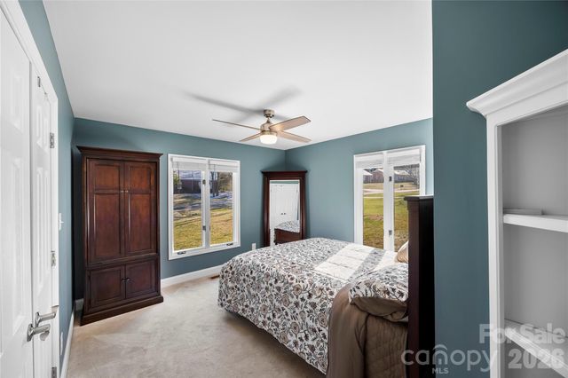 1419 Stoneyridge Drive, Charlotte, NC 28214