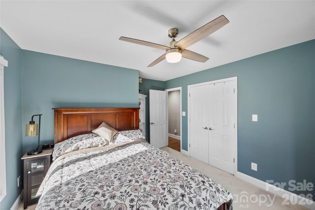 1419 Stoneyridge Drive, Charlotte, NC 28214