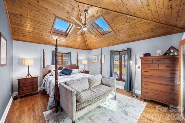 1419 Stoneyridge Drive, Charlotte, NC 28214